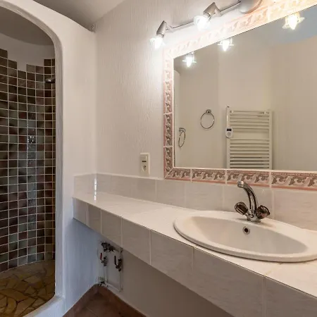 Pavellone By Interhome Willa *