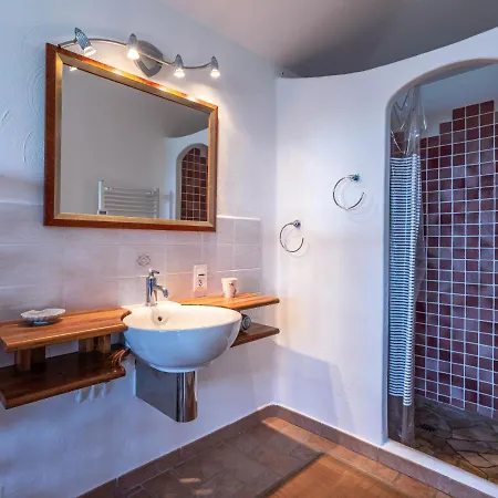 Willa Pavellone By Interhome *