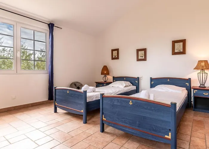 Pavellone By Interhome